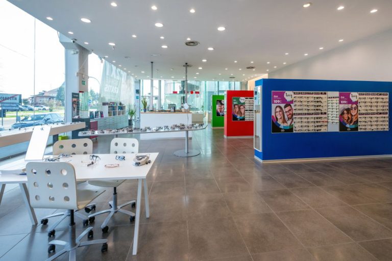 Occhiali.it ottico Corbetta milanese - interno