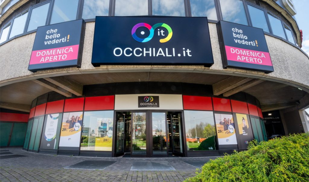 Occhiali.it - ottico Cusago milanese ingresso