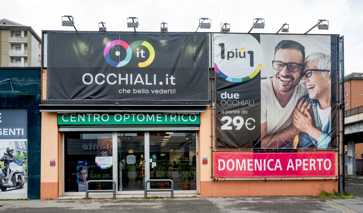 Occhiali.it ottico a Trezzano milanese esterno