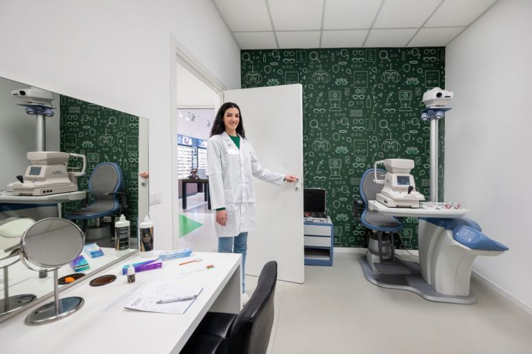 Occhiali.it San Giuliano milanese - esame visivo